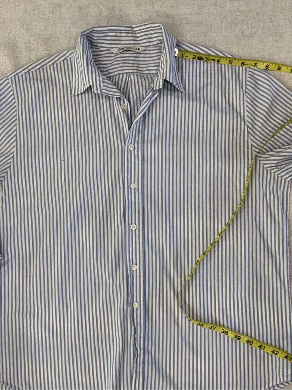 Zara Blue and White Striped Button-Down Shirt - Picture 4 of 8